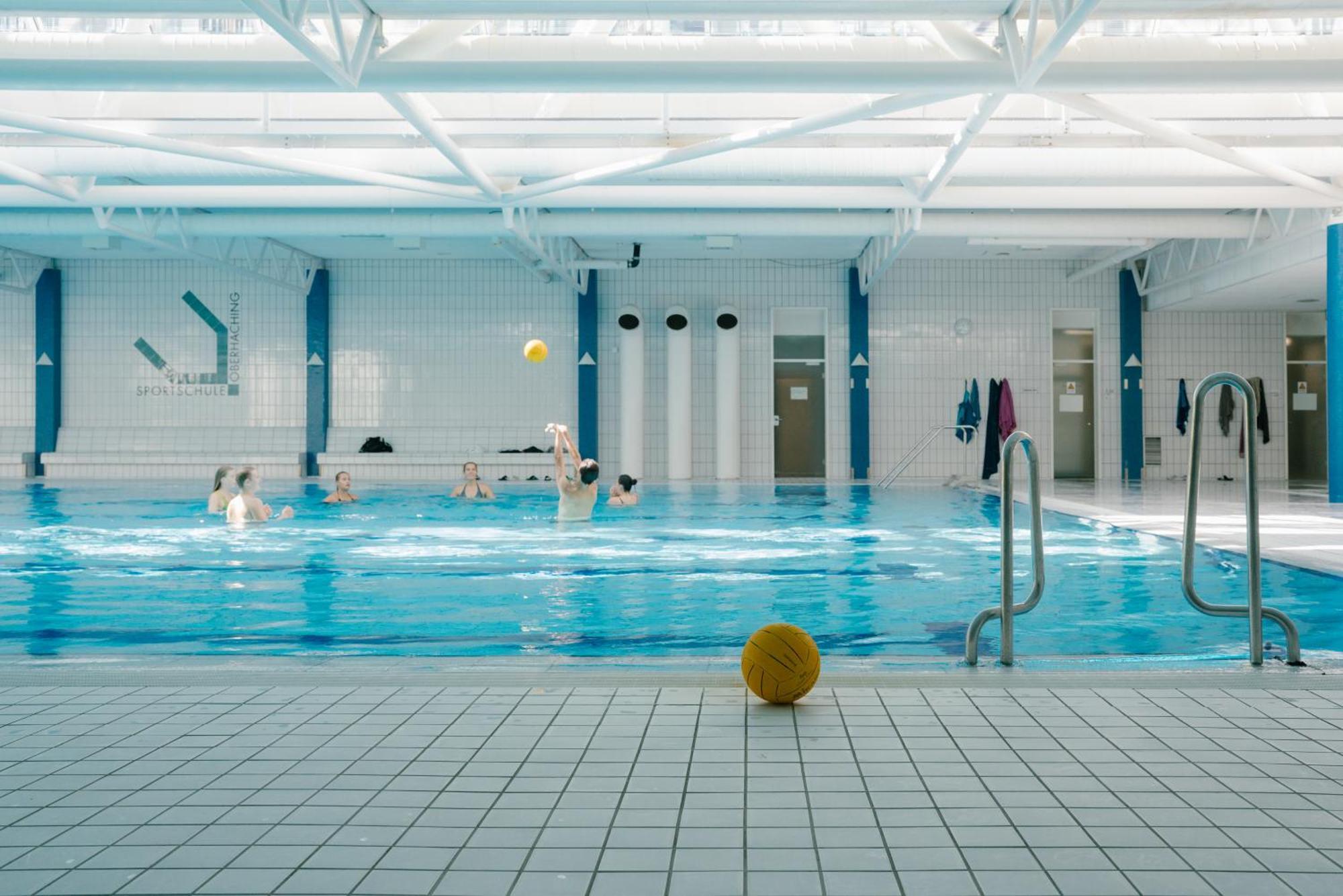 Sportschule Oberhaching Hotel Exterior foto