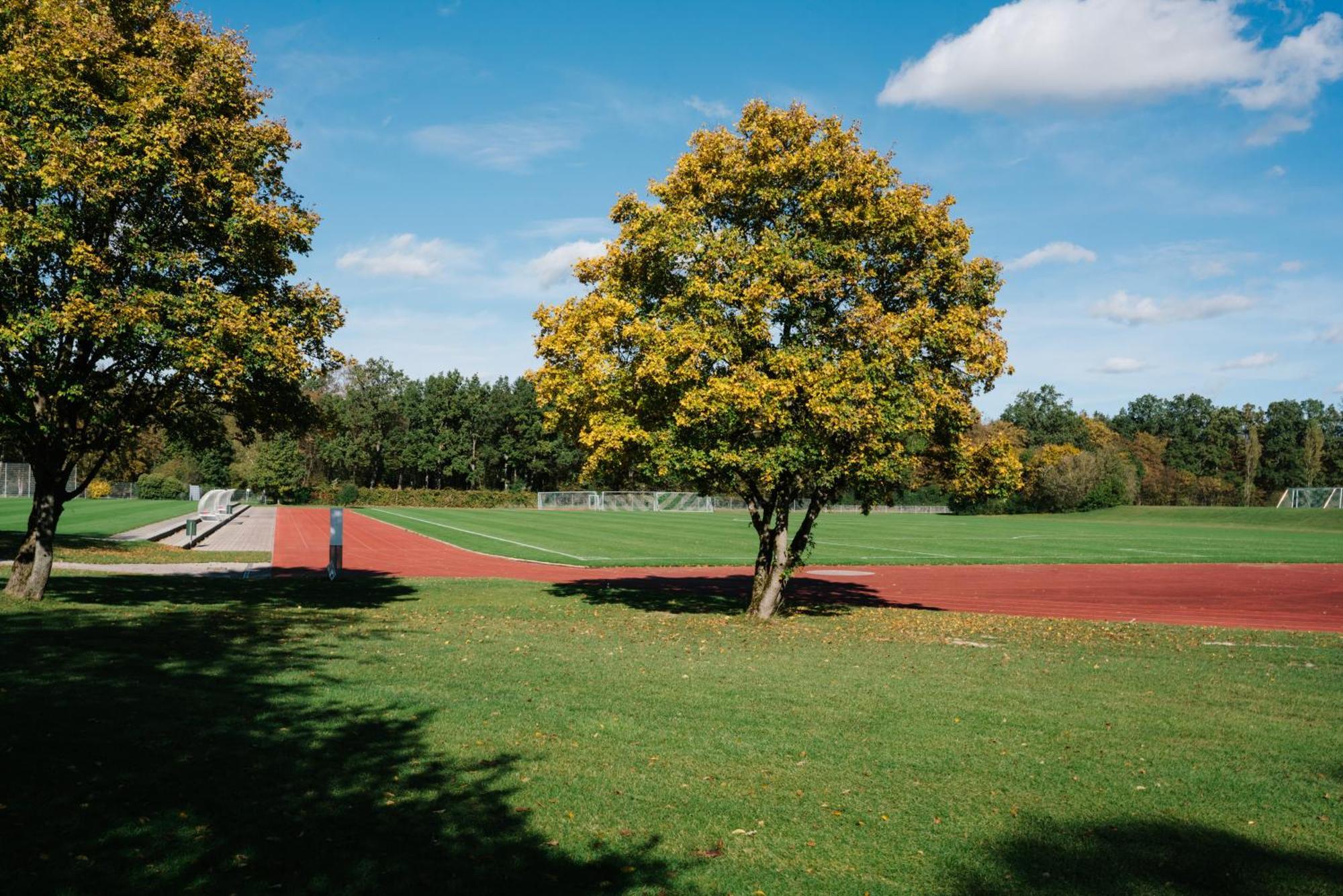 Sportschule Oberhaching Hotel Exterior foto