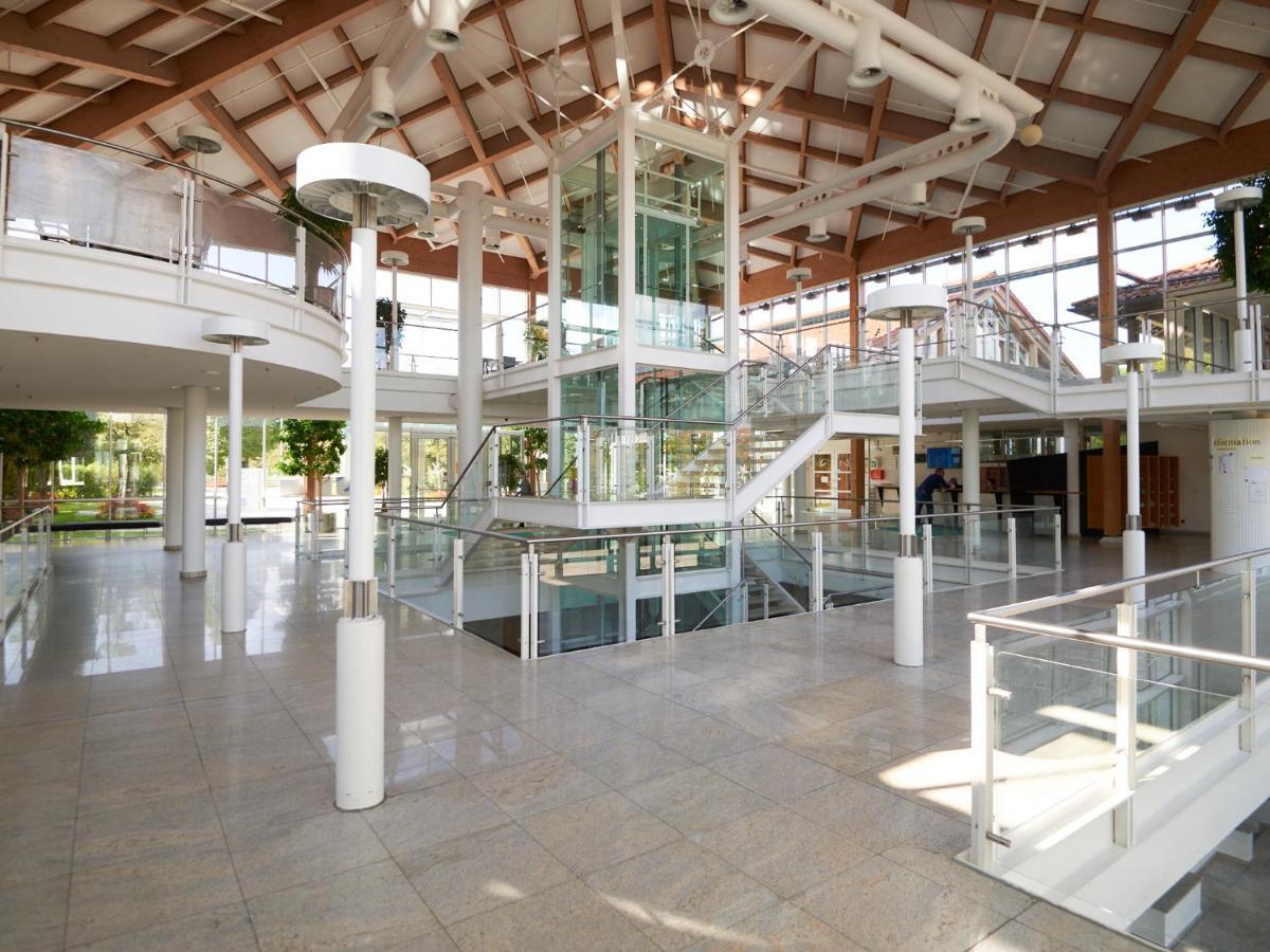 Sportschule Oberhaching Hotel Exterior foto
